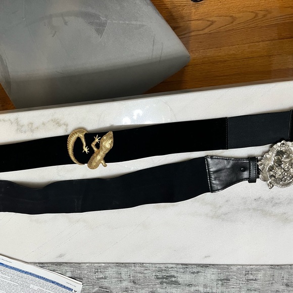 One Zara belt size large one large lion head belt both stretchy - Picture 2 of 3